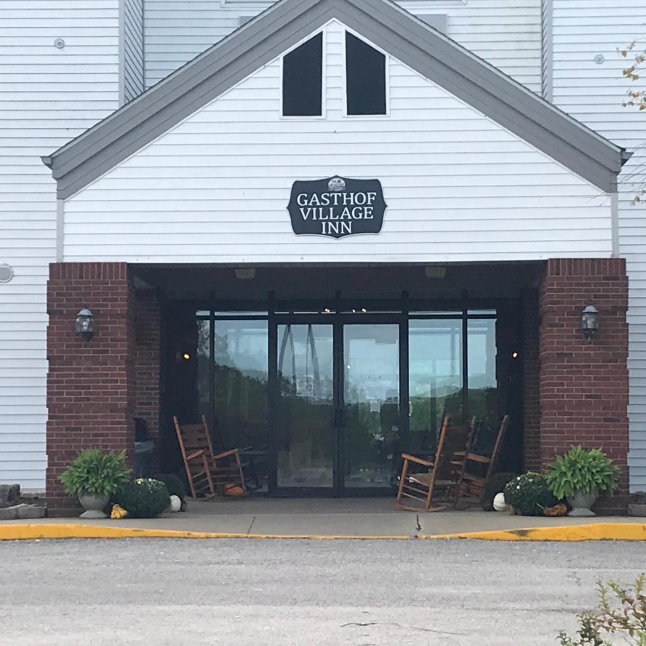 Gasthof Amish Village Inn Montgomery Екстер'єр фото